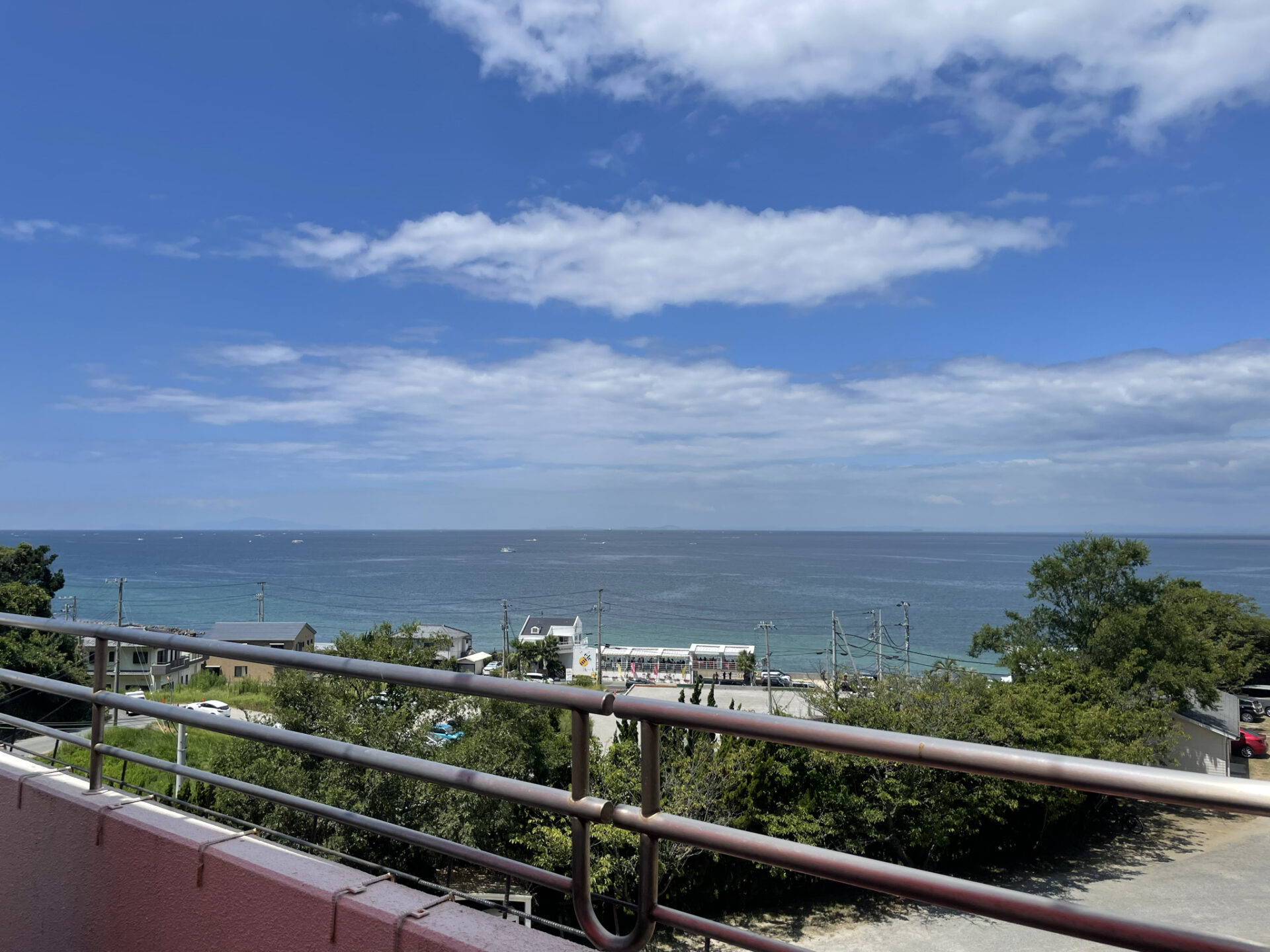 夏の襲来